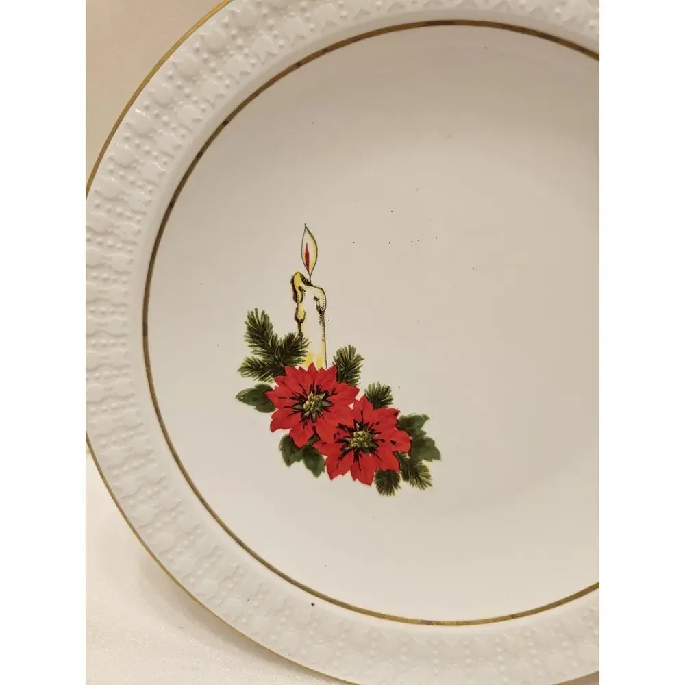 VTG Corning Centura Poinsettia MCM Christmas Salad Plates Set Of Two! RARE!